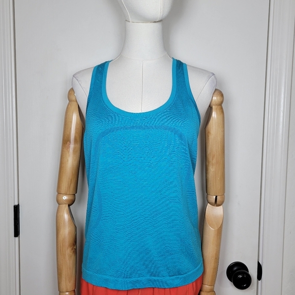 Lululemon Swiftly Tech Racerback Tank Blue Size 8 - Picture 2 of 12